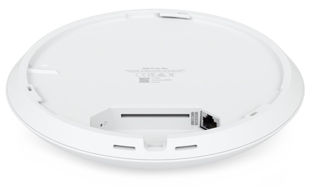 Ubiquiti UniFi U7 Pro Max - Wi-Fi 7 AP, 2.4/5/6GHz, až 15.1 Gbps, 1x 2.5GbE, PoE+ (bez PoE injektoru)