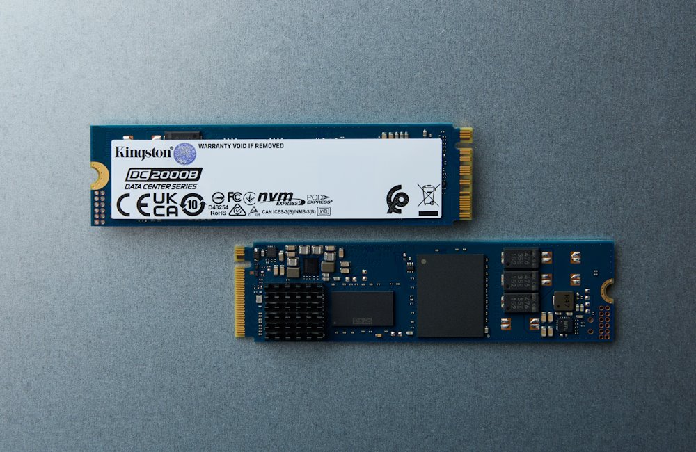 KINGSTON DataCenter DC2000B SSD 240GB / NVMe M.2 PCIe Gen4 / Interní / M.2 2280