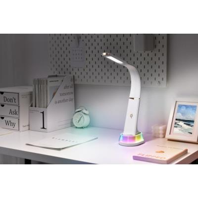 IMMAX LED stolní lampička CORELLA/ Qi nabíjení/ 7W/ 5V/2,1 A/ RGB podsvícení/ stmívatelná/ USB/ bílá + zlaté prvky