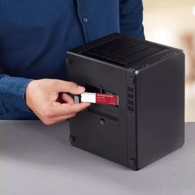 WD SSD RED SN700 2TB / WDS200T1R0C / NVMe M.2 PCIe Gen3 / Interní / M.2 2280
