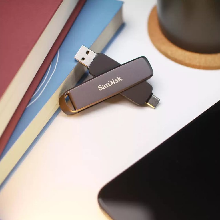 SanDisk Extreme PRO Dual Drive 512GB / USB Type-C + USB Type-A / USB 3.2 Gen 1 / kov / černá