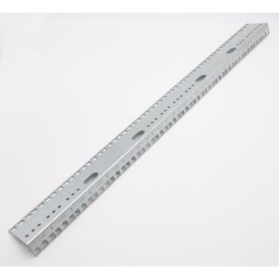 XtendLan Vertikální montážní lišta Telco 18U, pro servery šíře 480mm, stříbrná