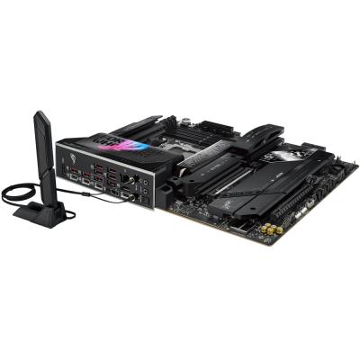 OPRAVENÉ - ASUS ROG STRIX X870E-E GAMING WIFI / X870E / AM5 / 4x DDR5 / HDMI / M.2 / USB4 / WIFI / ATX