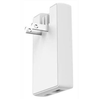 Swissten cestovní adaptér GaN USB-C + USB-A 65w výměnné vidlice (US, EU, UK) bílý