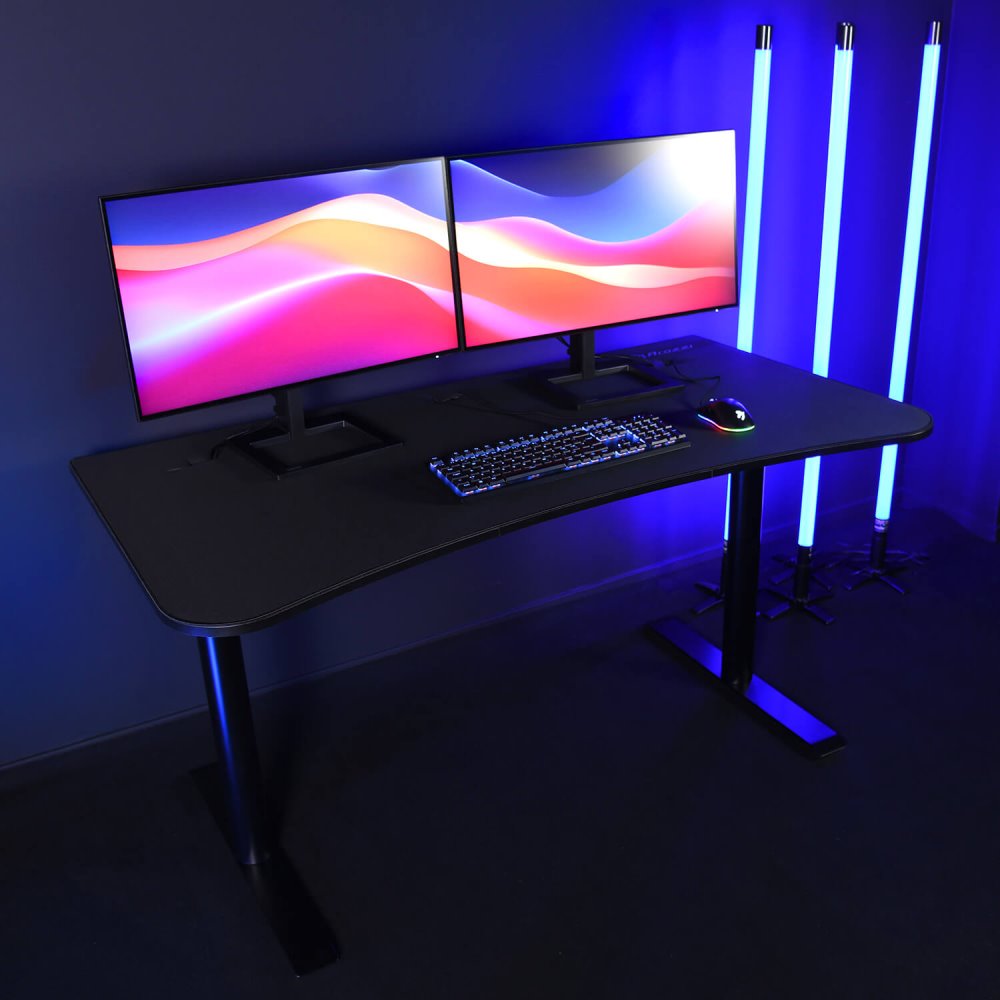 AROZZI ARENA Medium Desk Pad Pure Black/ ochranná podložka pro stůl Arena Medium