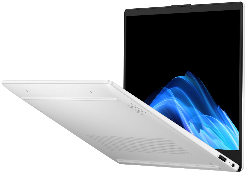 HP OmniBook 3 AI PC 15-fn0001nc/ Ryzen AI 7 350/ 24GB DDR5/ 512GB SSD/ Radeon Graphics/ 15,6"FHD,matný/ W11H/ stříbrný
