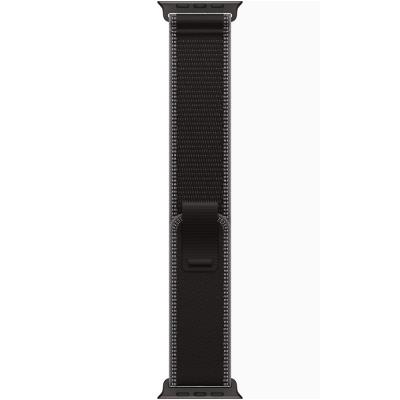 Apple Watch Ultra 3 49mm Černý titan s černým trailovým tahem - S/M