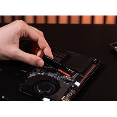 WD_Black SN7100 2TB SSD / WDS200T4X0E / NVMe M.2 PCIe Gen4 / Interní / M.2 2280