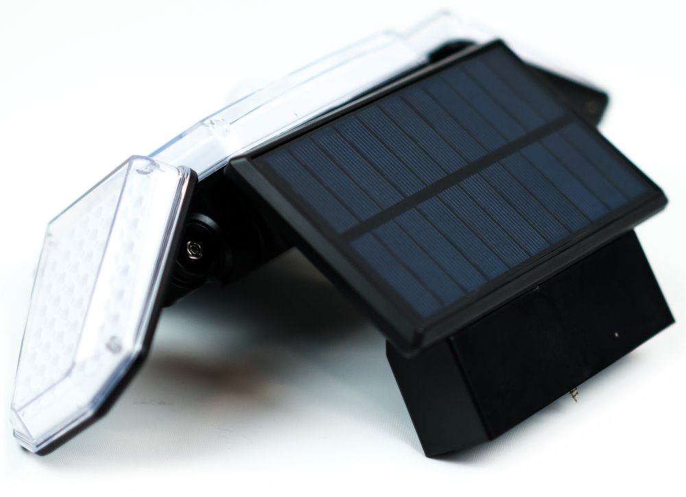 IMMAX CLOVER venkovní solární nástěnné LED osvětlení s PIR čidlem, 5W