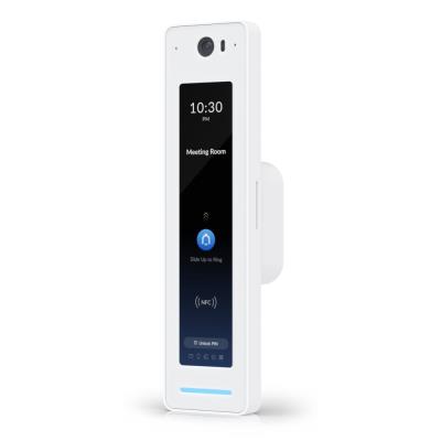 Ubiquiti UniFi Access G2 Starter Kit Professional - Sada, 1x rozbočovač, 1x čtečka G2 Pro, 1x čtečka G2, 2x čip