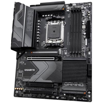 OPRAVENÉ - GIGABYTE X670 GAMING X AX / AMD X670 / AM5 / 4x DDR5 DIMM / 4x M.2 / HDMI / USB-C / WiFi / ATX
