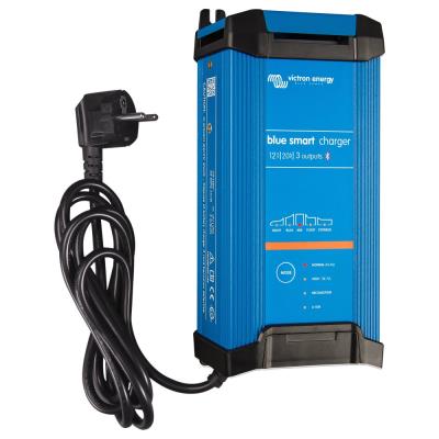 Victron BlueSmart IP22 chytrá nabíječka baterií 12V/20A (3)