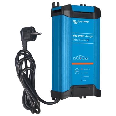 Victron BlueSmart IP22 chytrá nabíječka baterií 24V/16A (1)