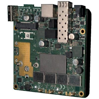 MikroTik L23UGSR-5HaxD2HaxD, 802.11a/g/n/ac/ax, GbE, SFP, USB, 4xMMCX, L4